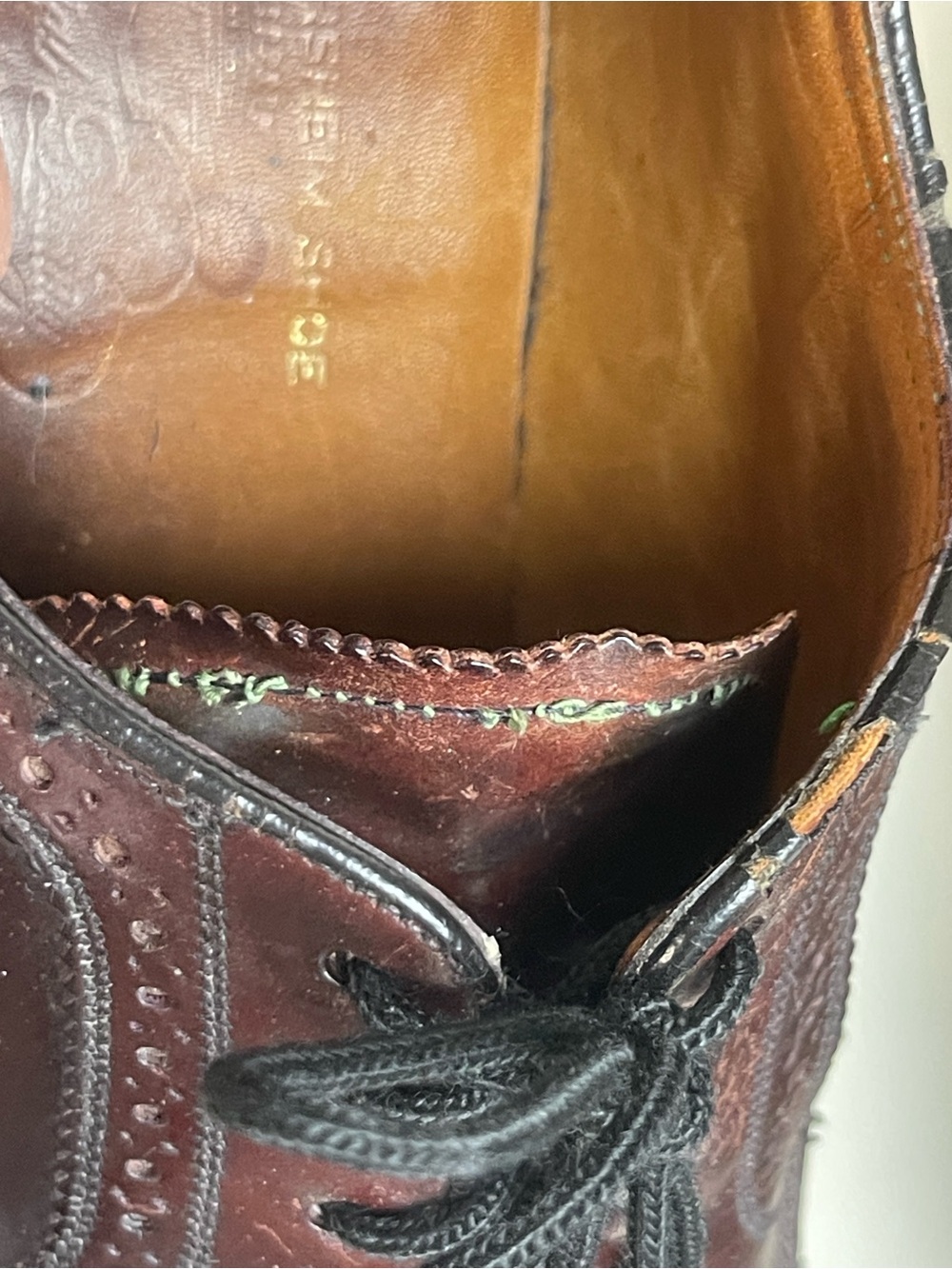 Florsheim Imperial Cordovan Longwing Oxfords V Cleat 93605 Mens 10 D - Picture 3 of 16